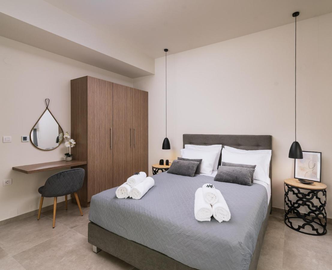 Grand Sea View Luxury Villa Kalamaki  Dış mekan fotoğraf