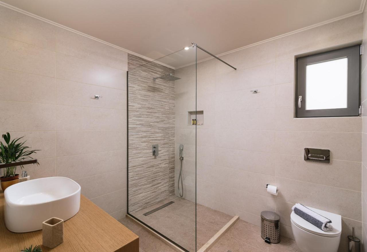Grand Sea View Luxury Villa Kalamaki  Dış mekan fotoğraf